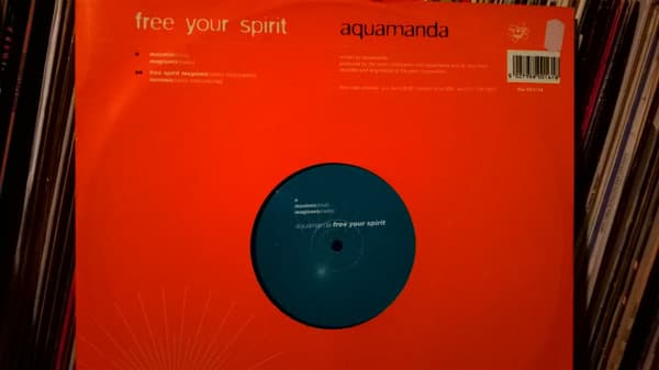 Aquamanda - Free Your Spirit